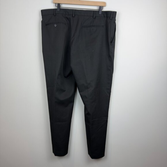 VanHeusen Men's Traveler Pant, Size 40 x 30 - Picture 3 of 5